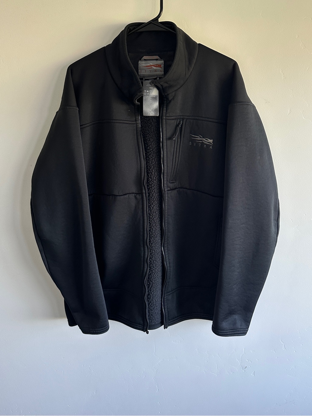 Sitka Men’s Traverse Jacket In Black Size Xl